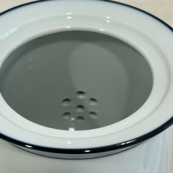 Dansk Tivoli Belles Fleurs Blue/ White Floral Ceramic Tea / Coffee Pot with Lid - Picture 6 of 12